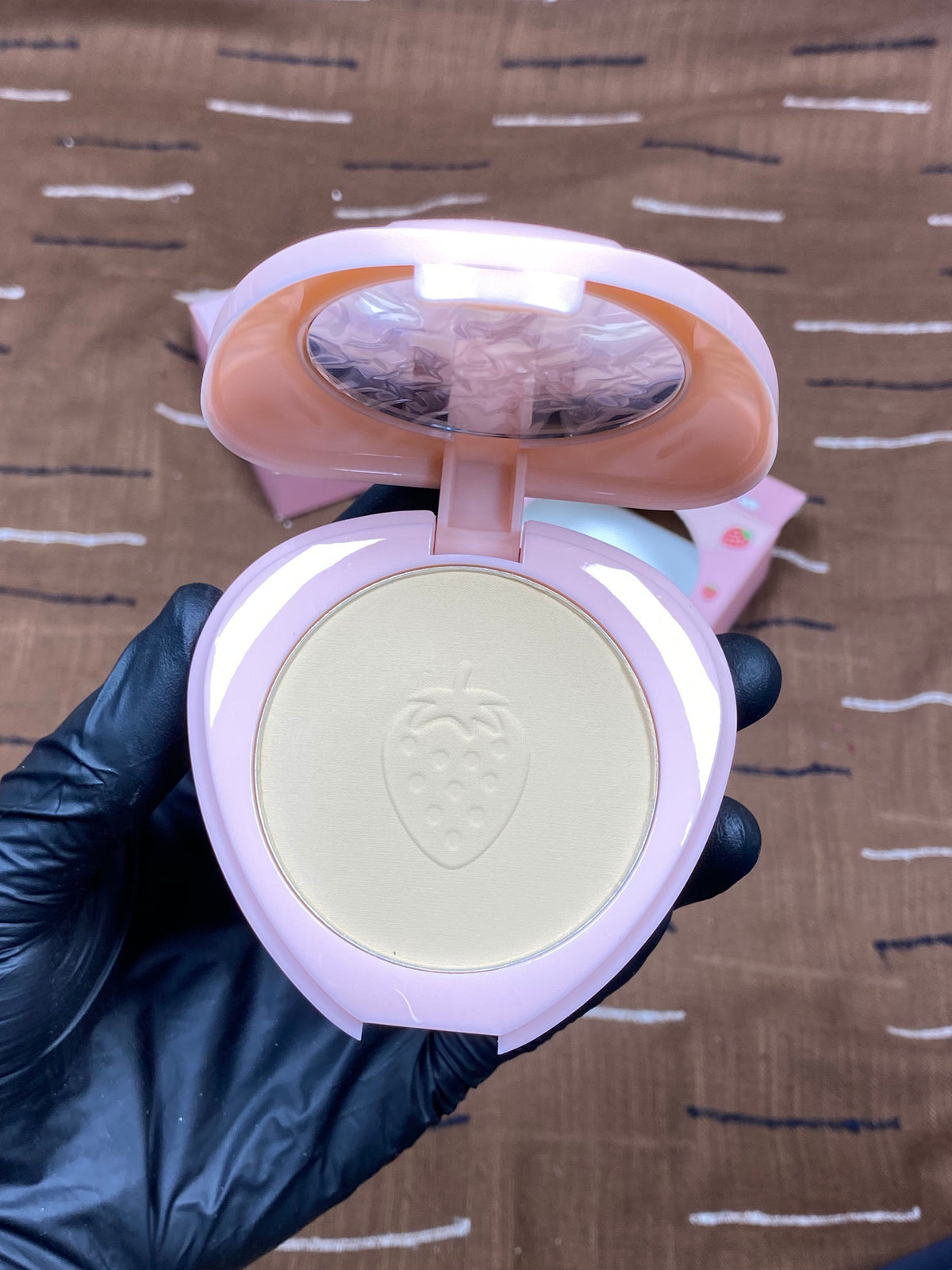 HUDAMOJI Sweet Strawberry Face Powder