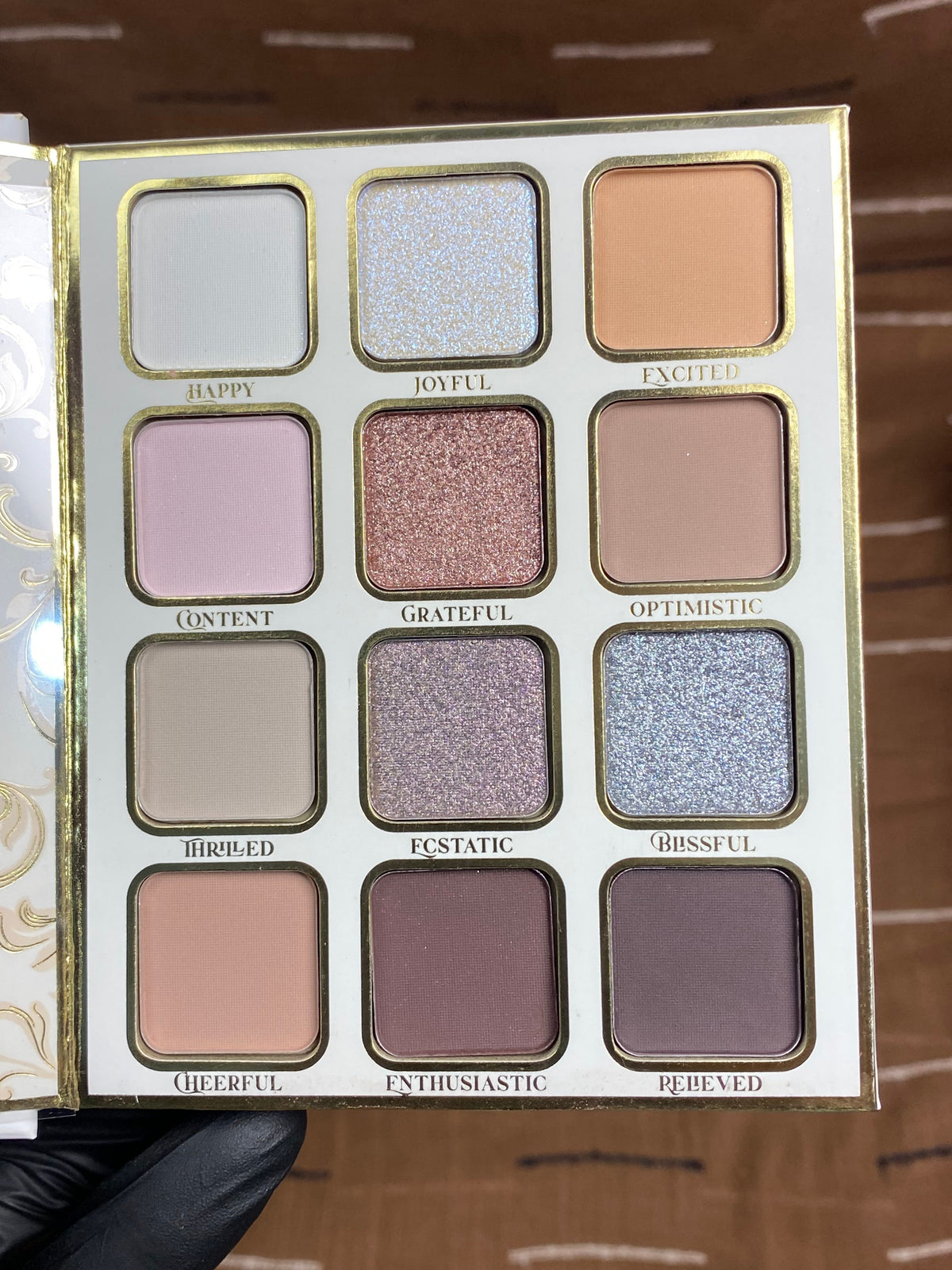 HUDAMOJI Book Makeup Palette