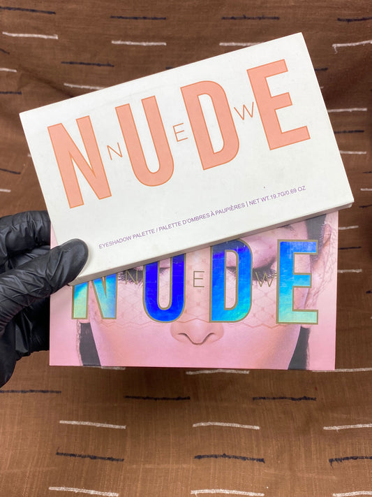 Nude Eyeshadow Palette – 18 Shades